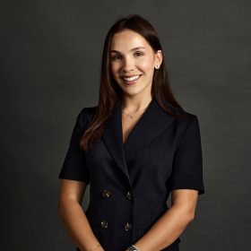 Isabella Nati, Carter Hawkins