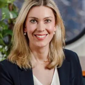 Ophelia Holloway, Doogue + George