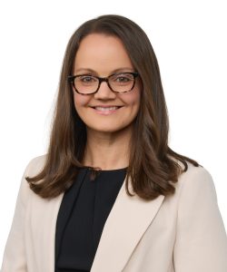 Hannah Kulaga, Robbins Watson